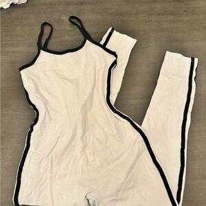 4 ITEMS! Jumpsuit/romper/dresss